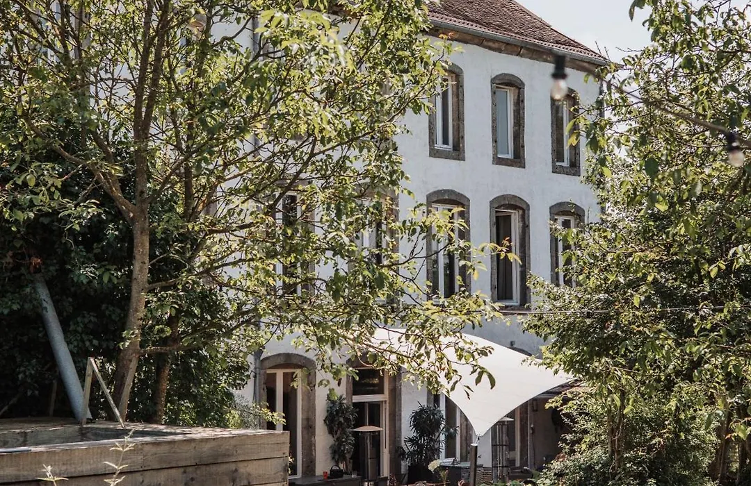 Chateau Melay-1